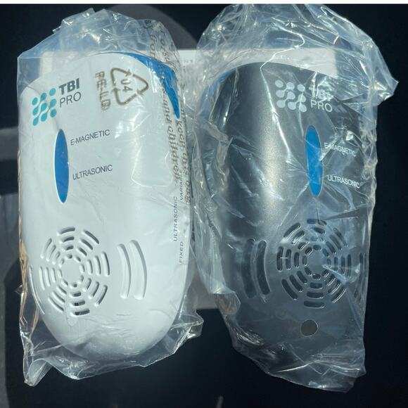 Ultrasonic Pest Repeller Plug-in – 2 Pack, Indoor 3000 Sq.ft Coverage - Picture 7 of 8